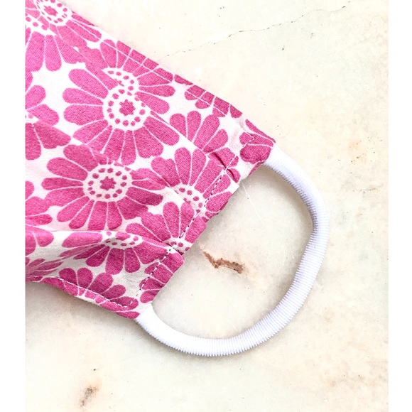 ( 1 LEFT ) ADULT CLOTH FACE MASK_PINK FLOWERS - Picture 6 of 9